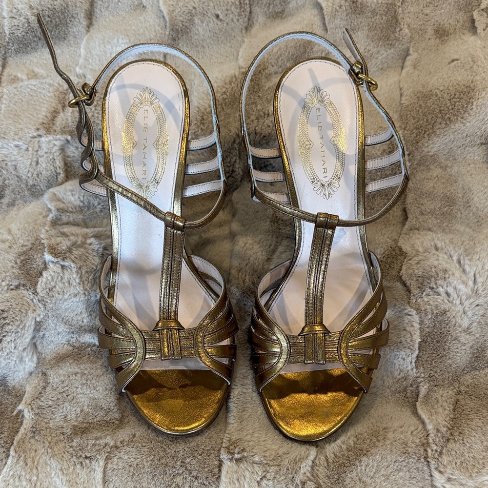 Elie Tahari Metallic Gold Strappy wedges
